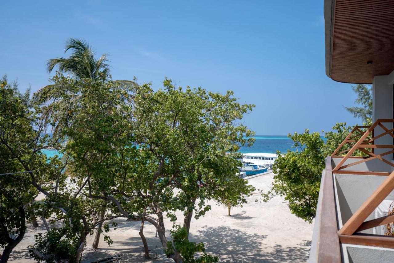 Отель Ayala Oceanview Maldives Гали Экстерьер фото